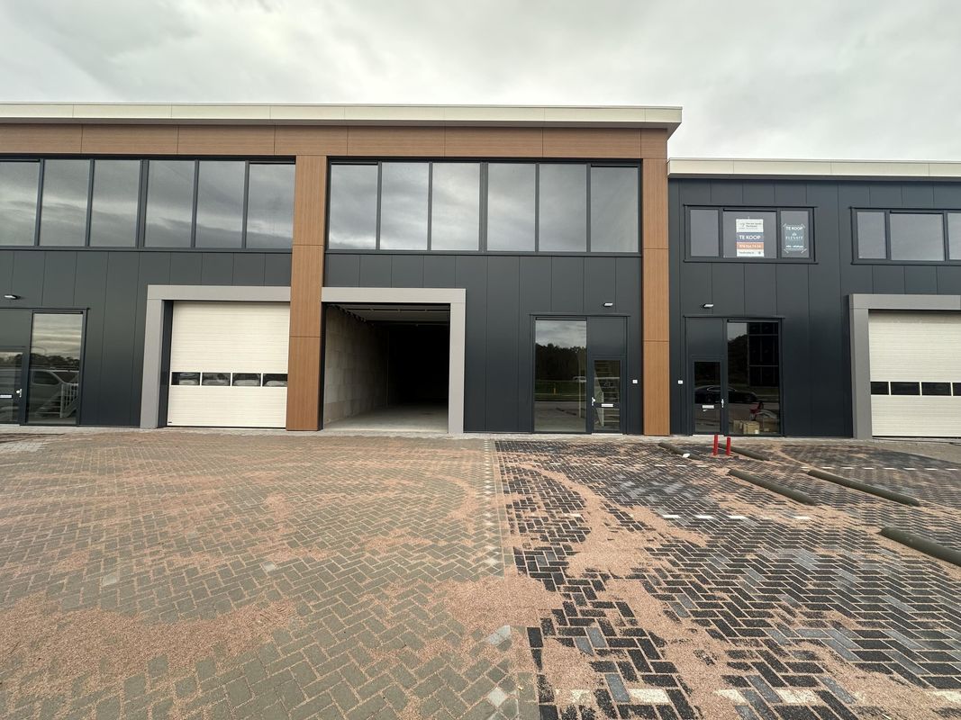 Nieuwe Bredase Baan 14-G Photo Blur 1