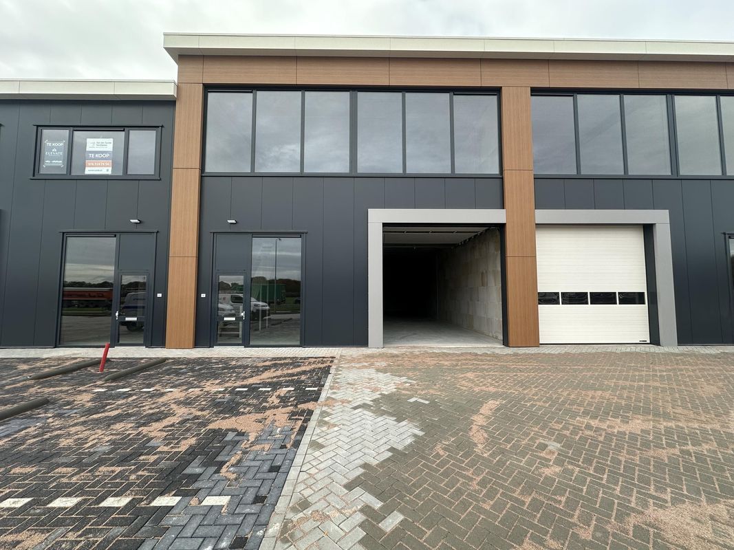 Nieuwe Bredase Baan 14-H Photo Blur 1