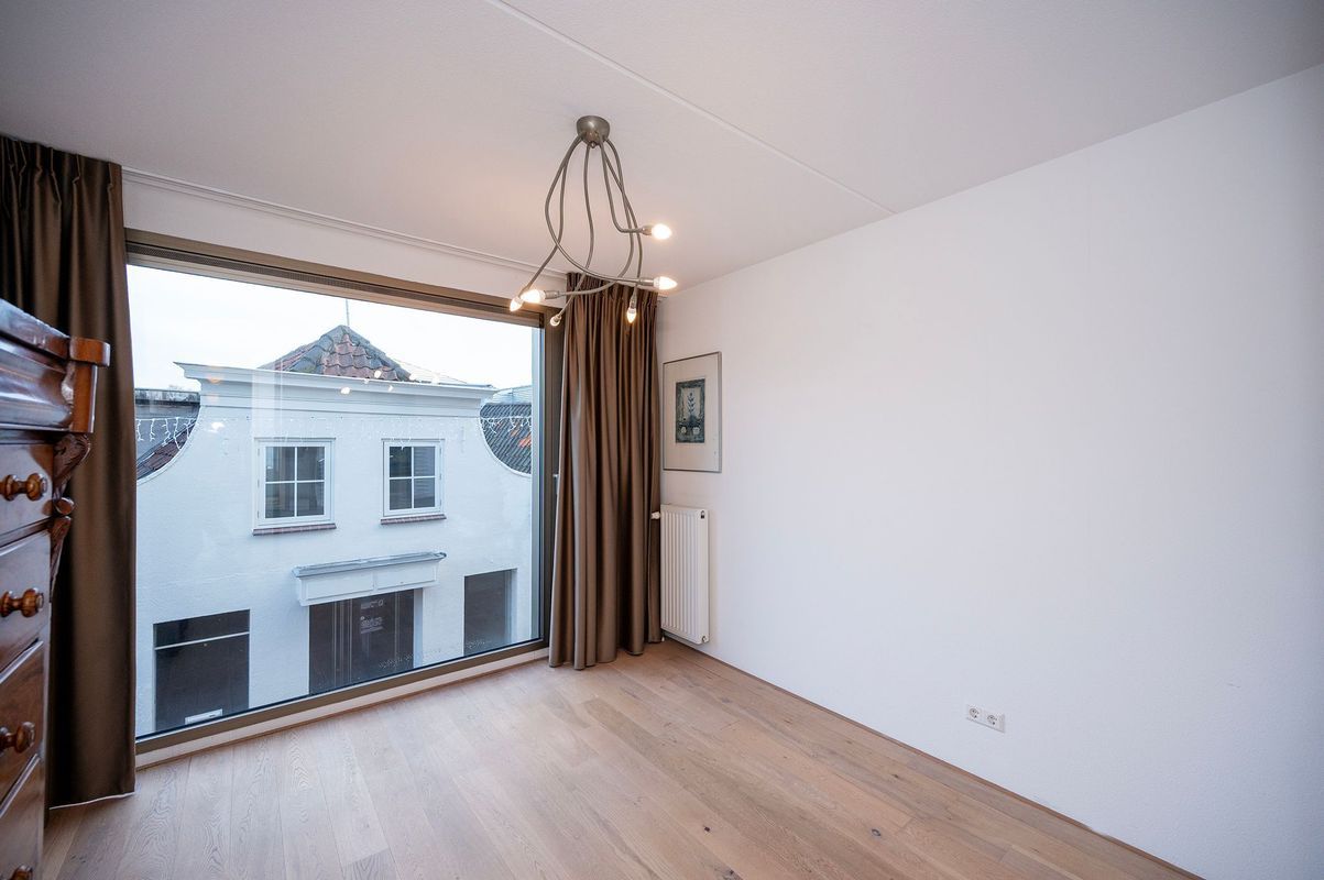 Raadhuisstraat 253-A Photo Blur 13