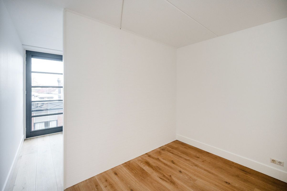 Raadhuisstraat 251-D Photo Blur 28