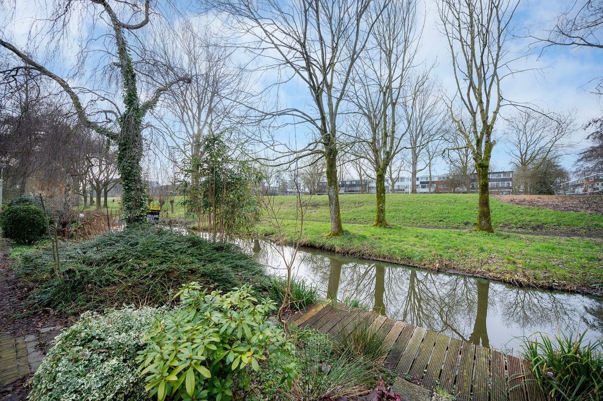 Doornenburg 122 Photo Blur 21