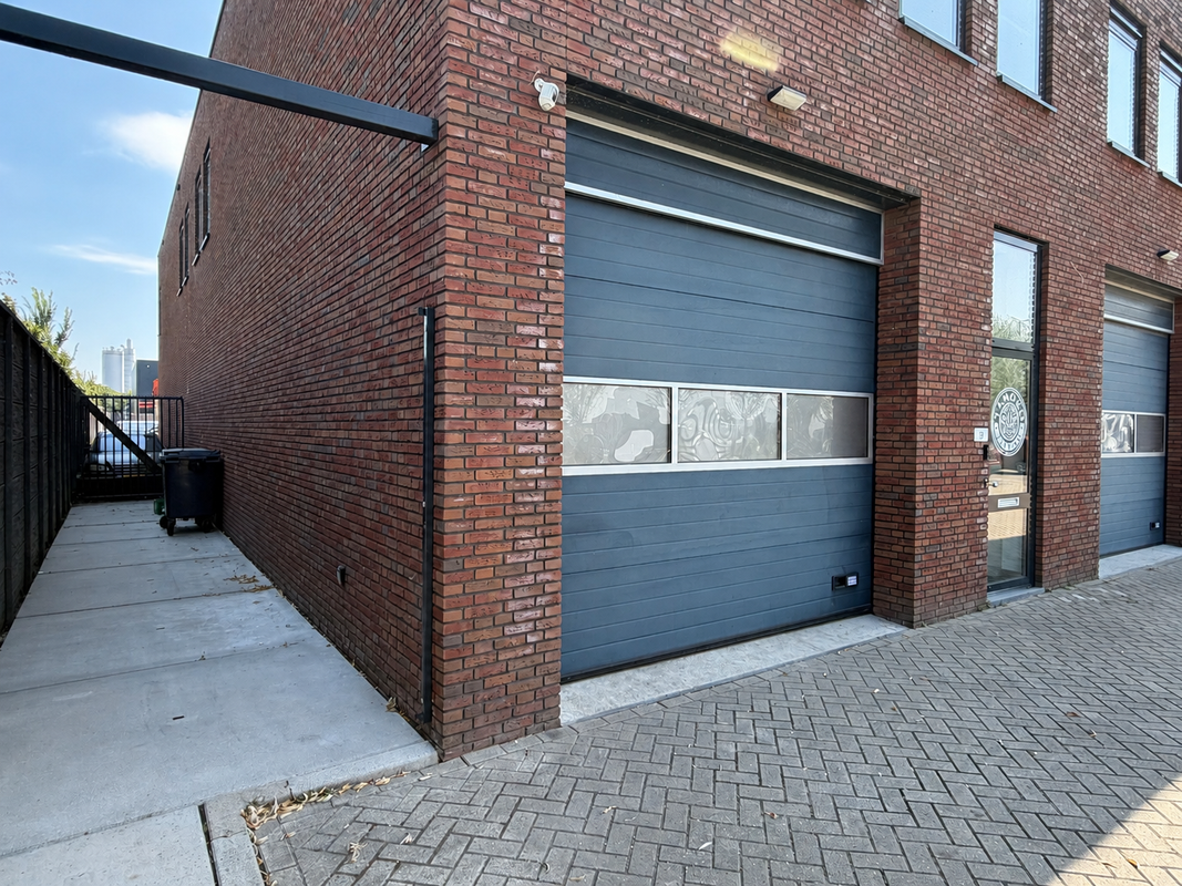 J.G. van der Stoopweg 28 Photo Blur 1