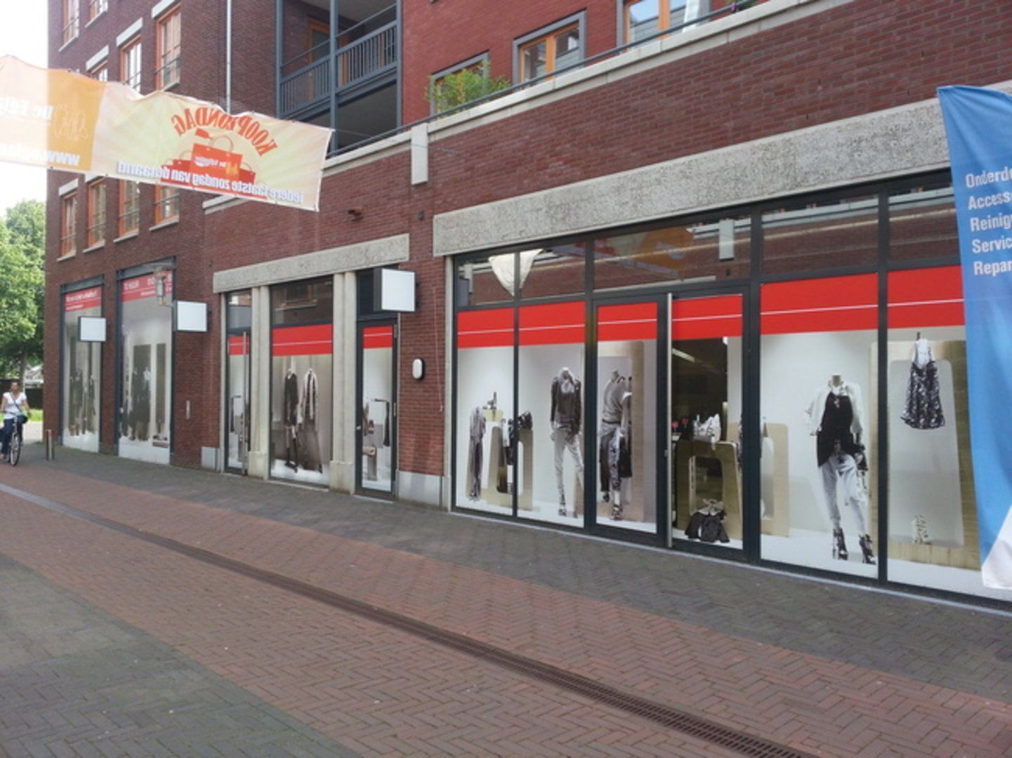 Winkelcentrum De Eglantier image 1