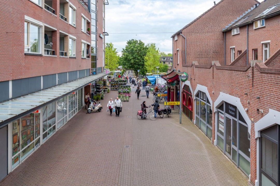 Winkelcentrum De Eglantier image thumbs 1