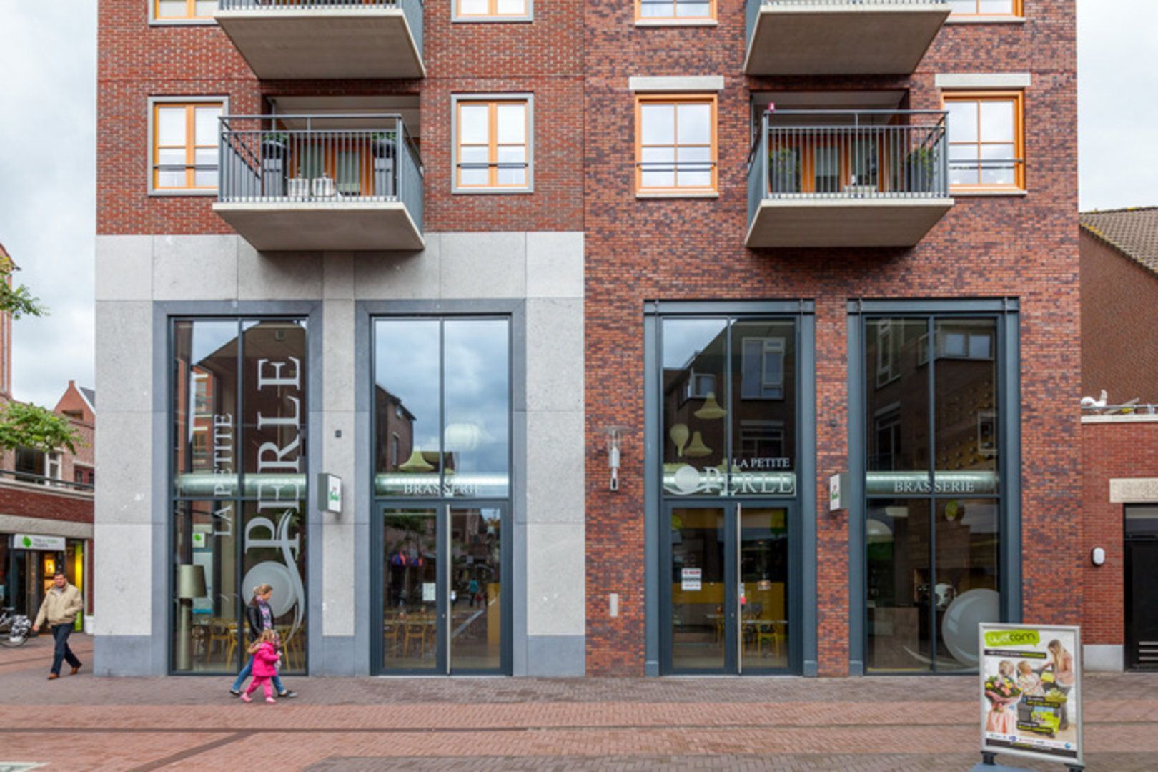 Winkelcentrum De Eglantier image 1
