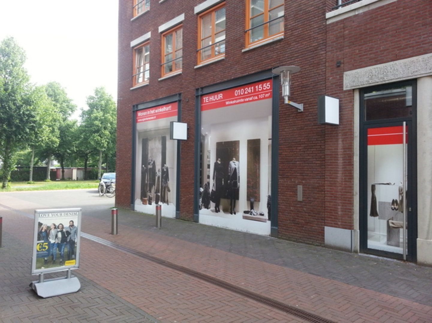 Winkelcentrum De Eglantier image 1