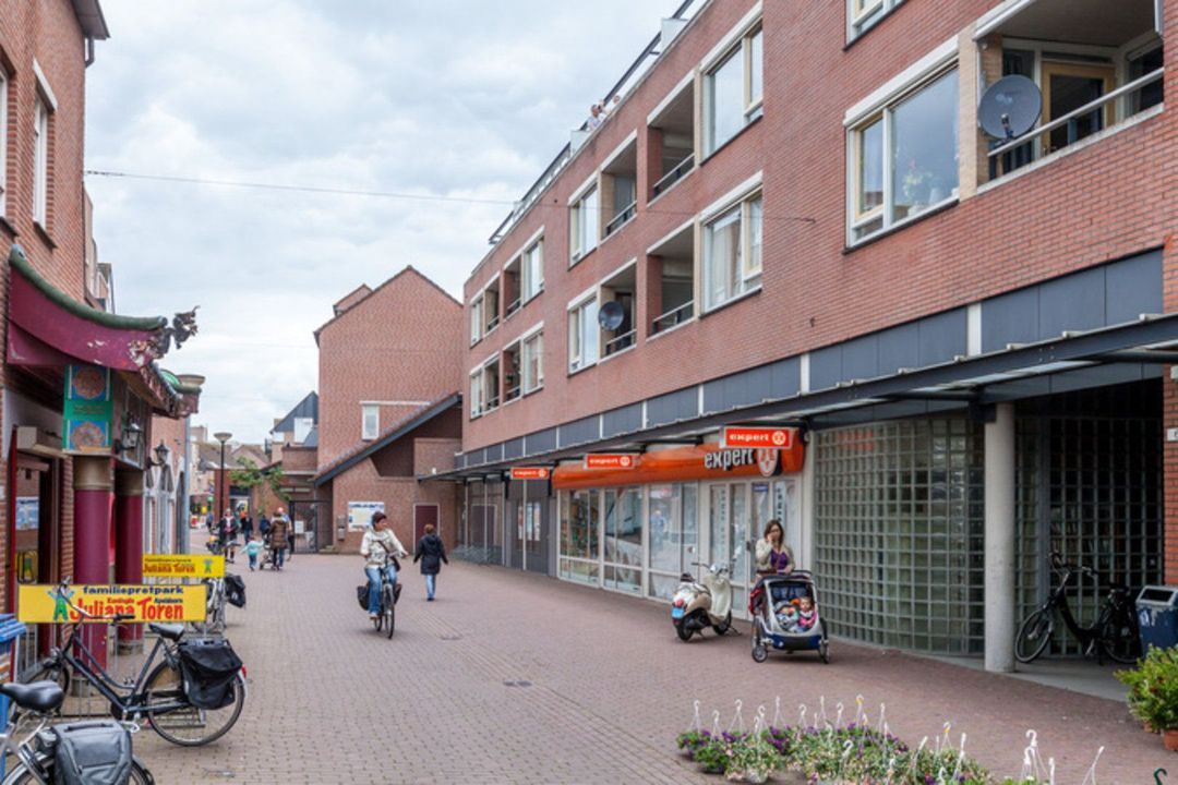 Winkelcentrum De Eglantier image thumbs 1