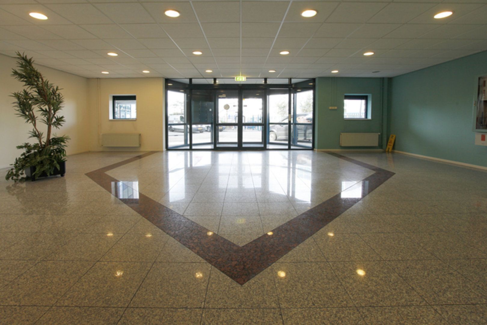 Waalhaven Zuidzijde 10 image 1