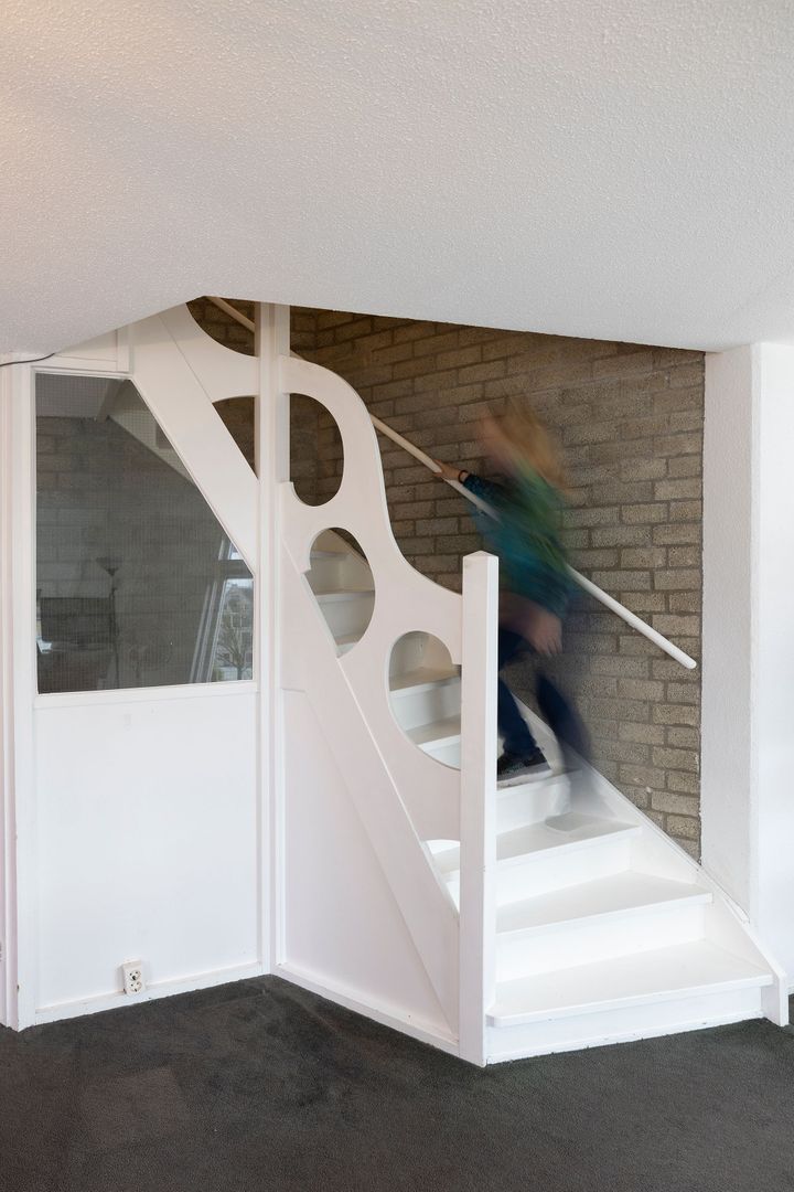 Overblaak 105 Cube House image 1