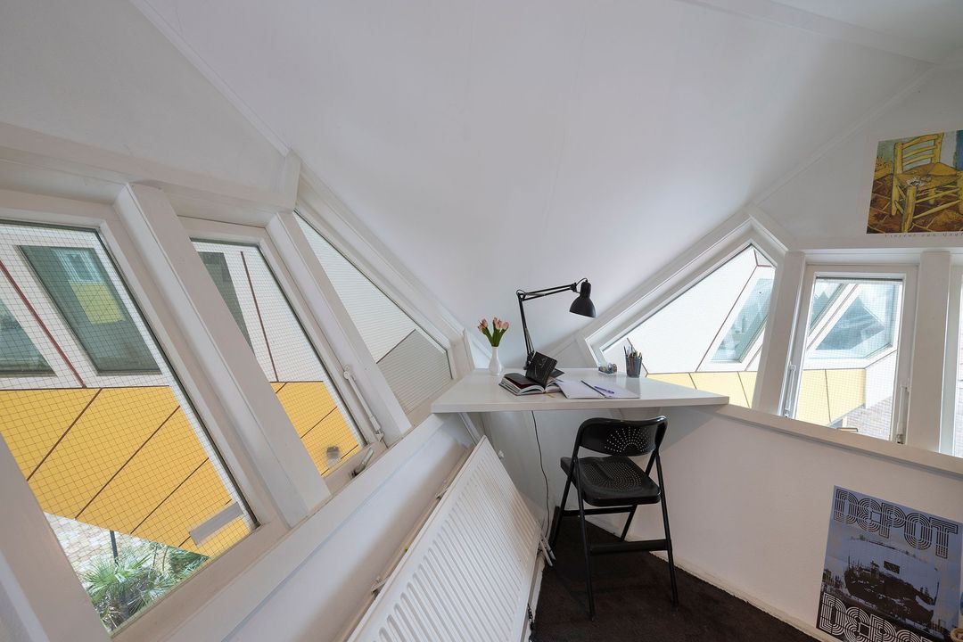 Overblaak 105 Cube House image thumbs 1