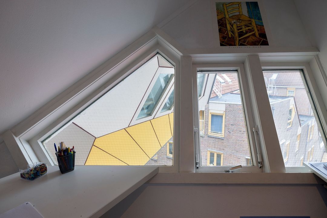 Overblaak 105 Cube House image thumbs 1