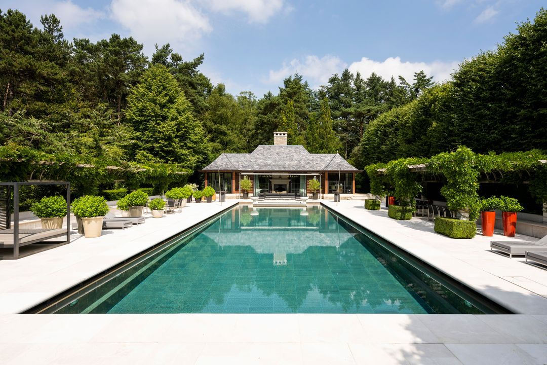 The Logosberg Estate image thumbs 1