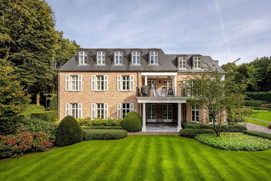 Larendael image thumbs 1