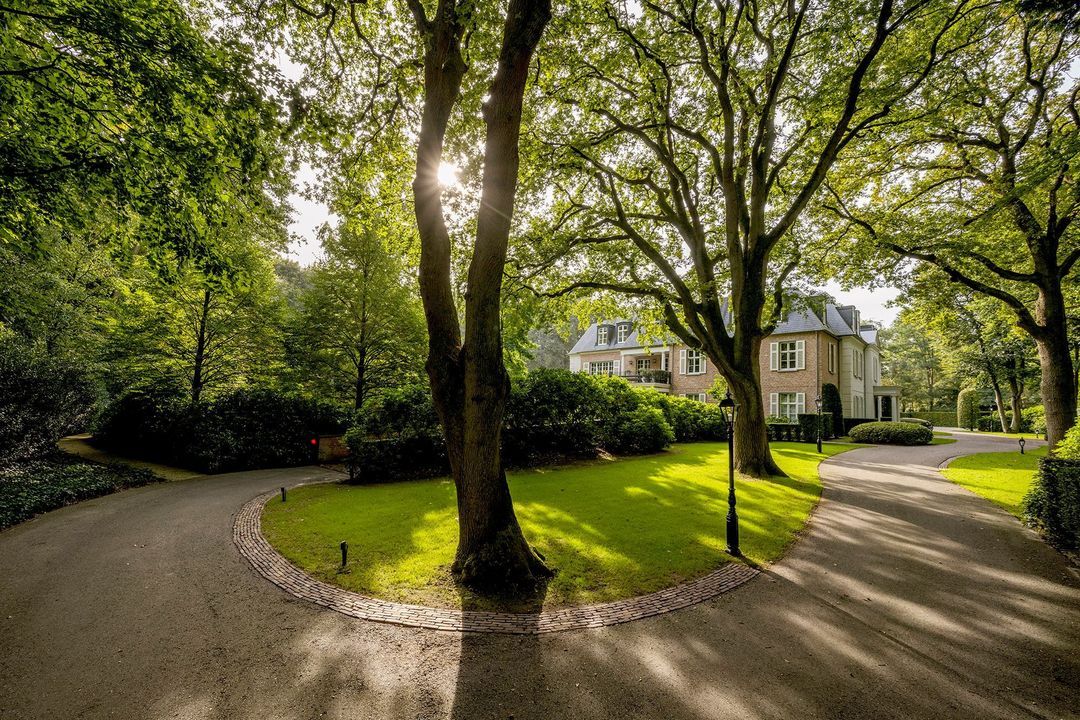 Larendael image thumbs 1