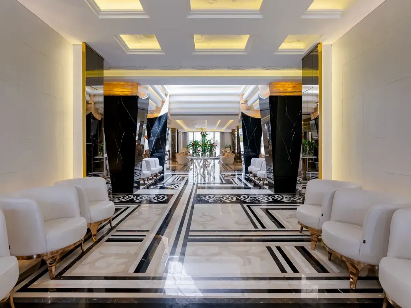 Emirates Hills image 1