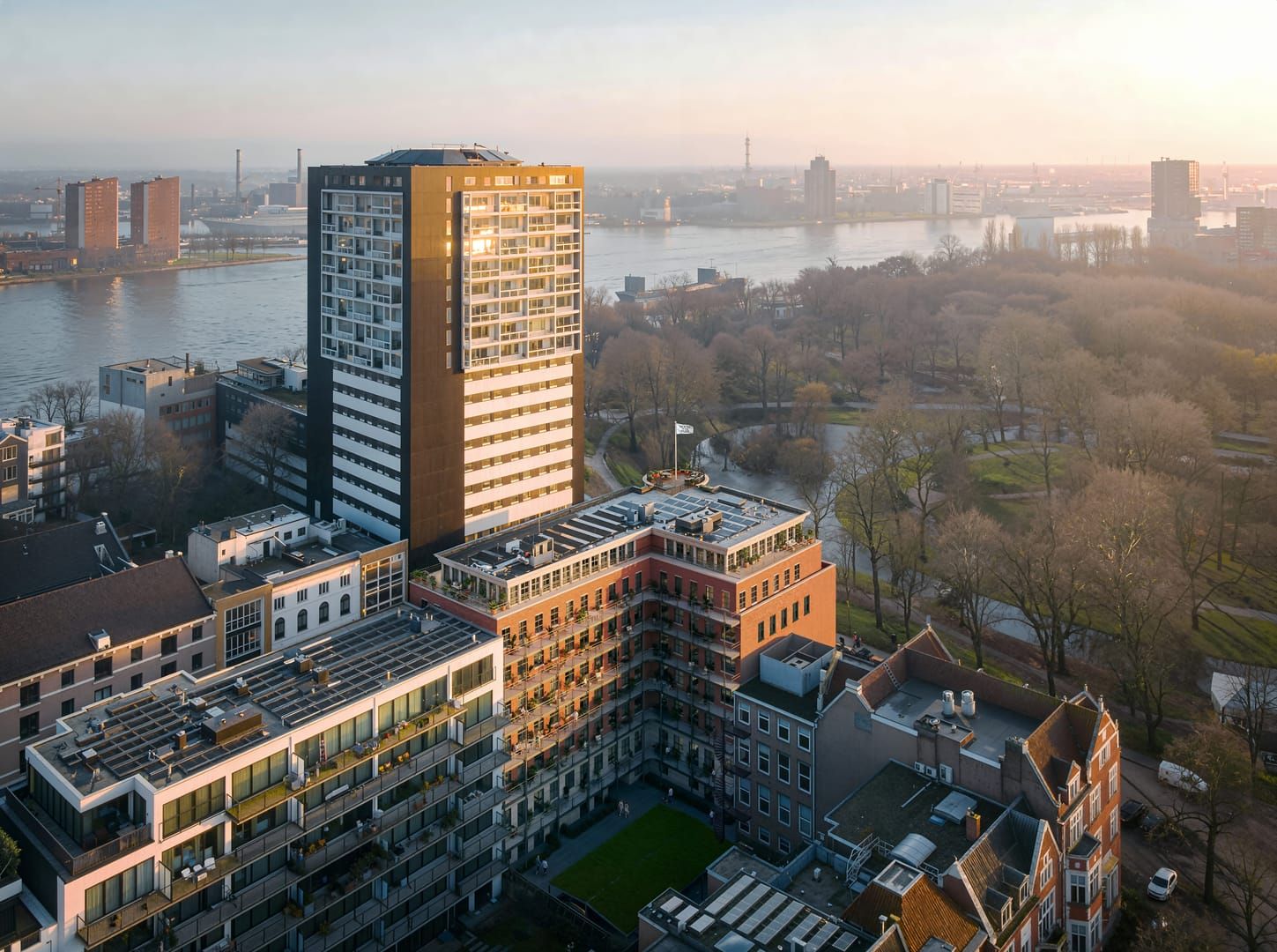 Westerlaan 5 House at the Park Penthouse 5 image 1