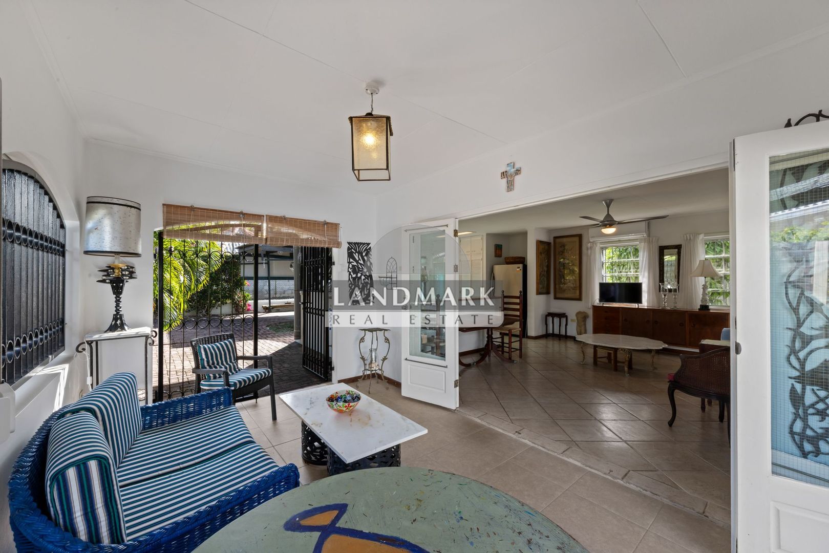 Kaya John Menge 18, Toni Kunchi foto-22