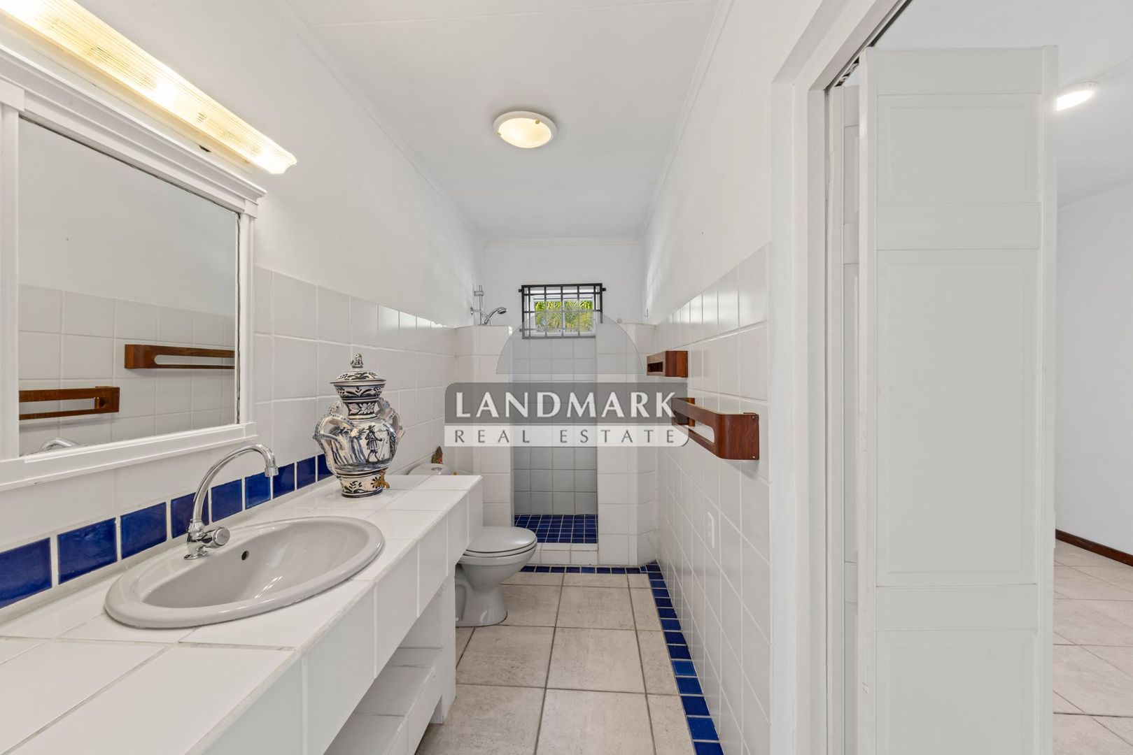 Kaya John Menge 18, Willemstad foto-12