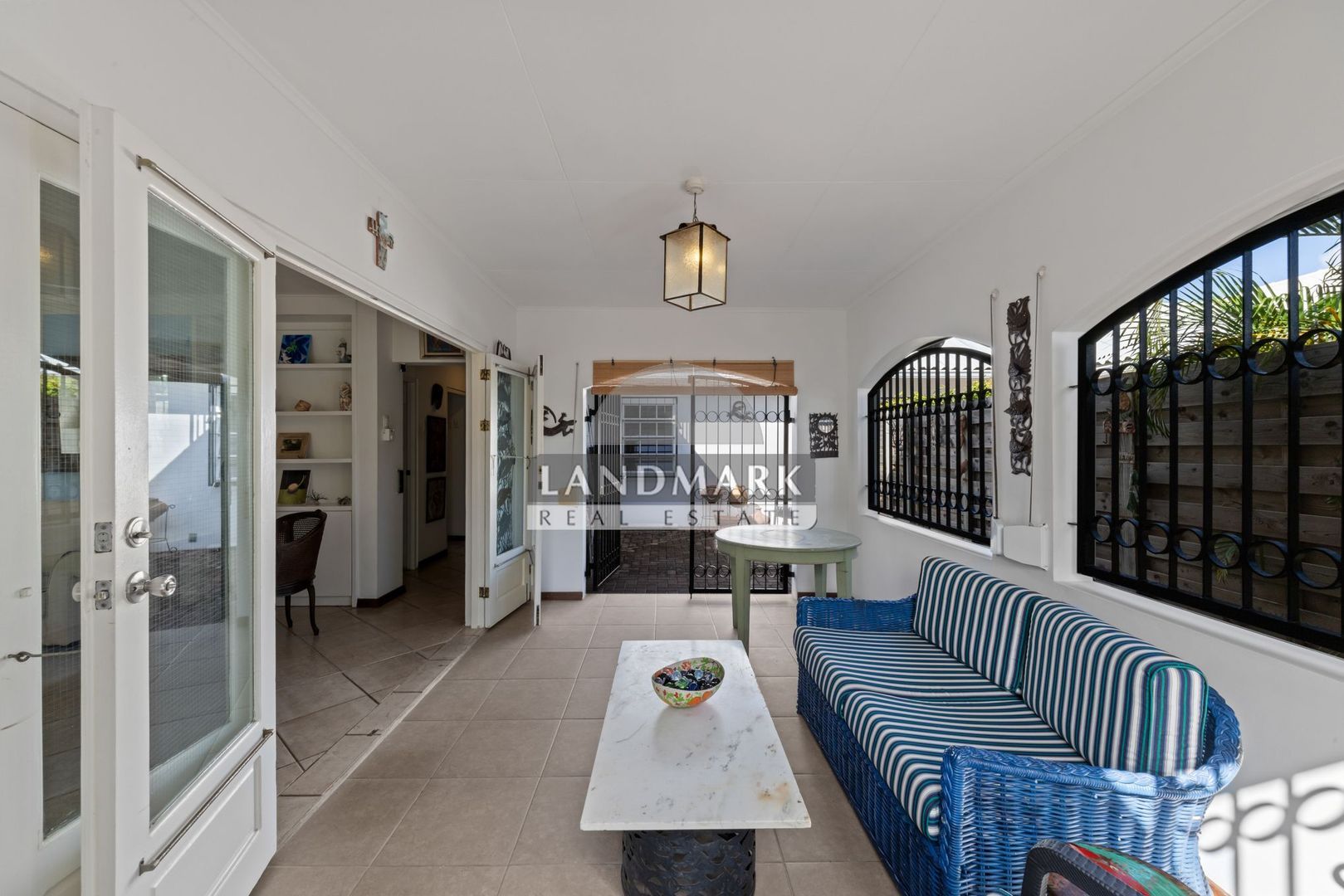 Kaya John Menge 18, Toni Kunchi foto-23