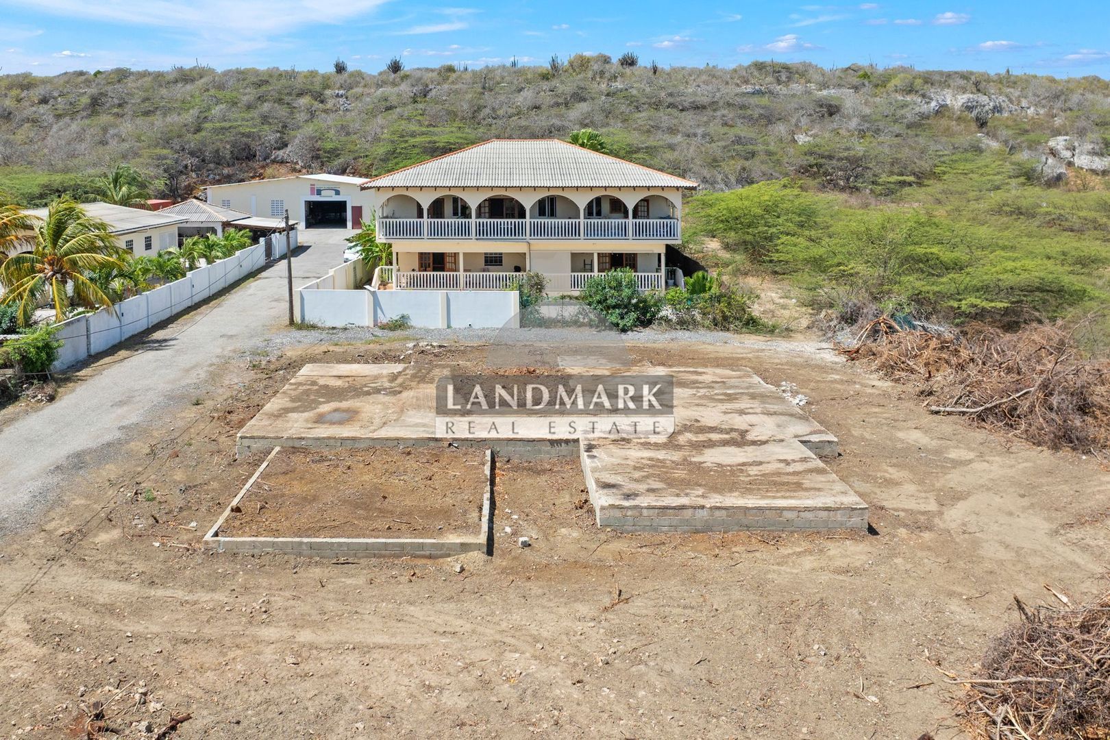 Kunuku Abou (Nabij Daniel) 75, Kunuku Abou foto-6