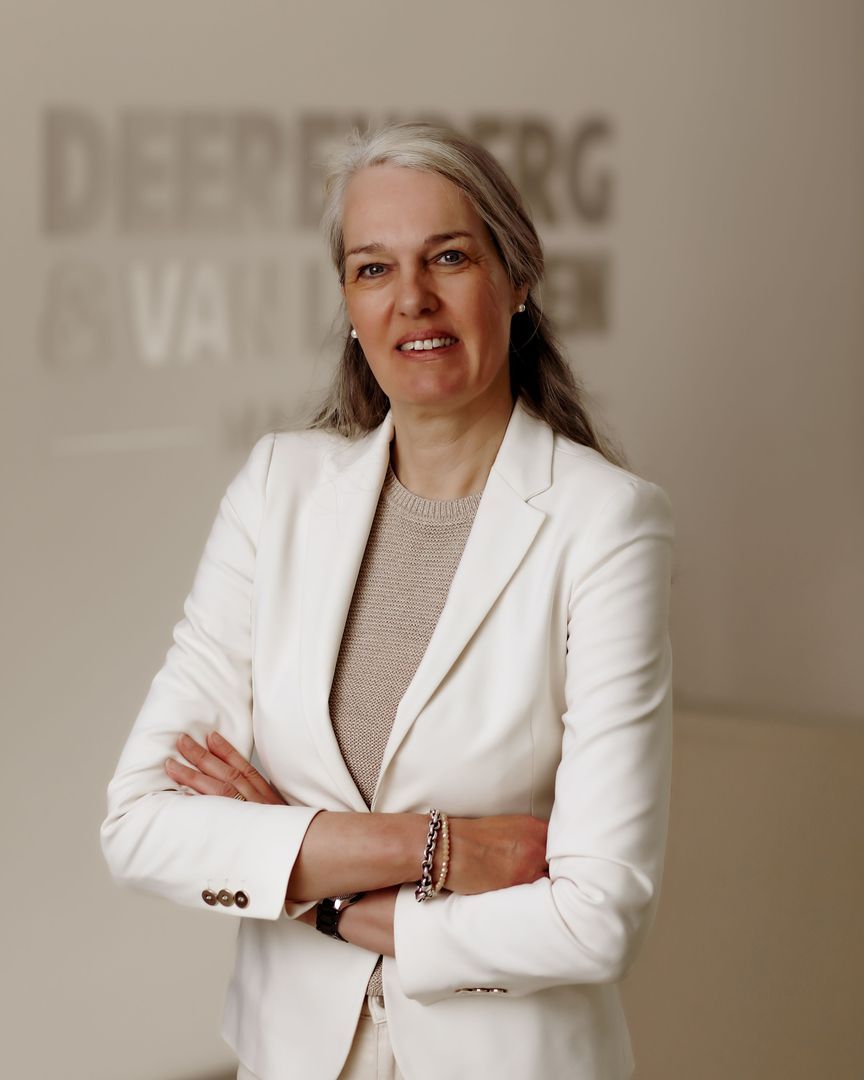 Monique van Leeuwen