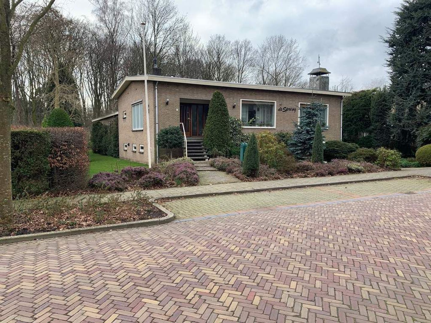 Anna van Burenlaan 9, Alphen aan den Rijn foto-0 blur