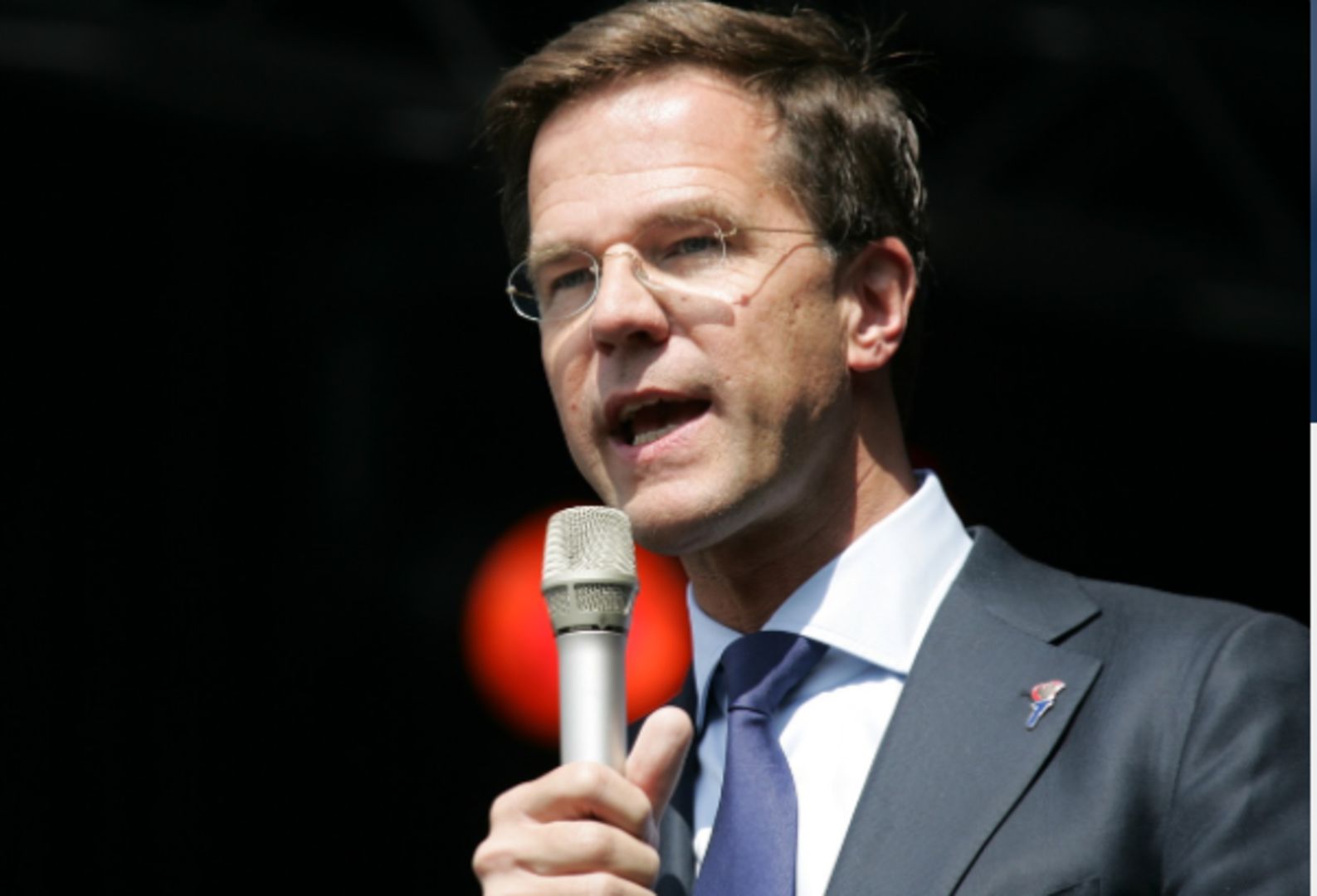 WAT WILLEN DE DRIE GROOTSTE PARTIJEN BETREFFENDE DE WONINGMARKT?