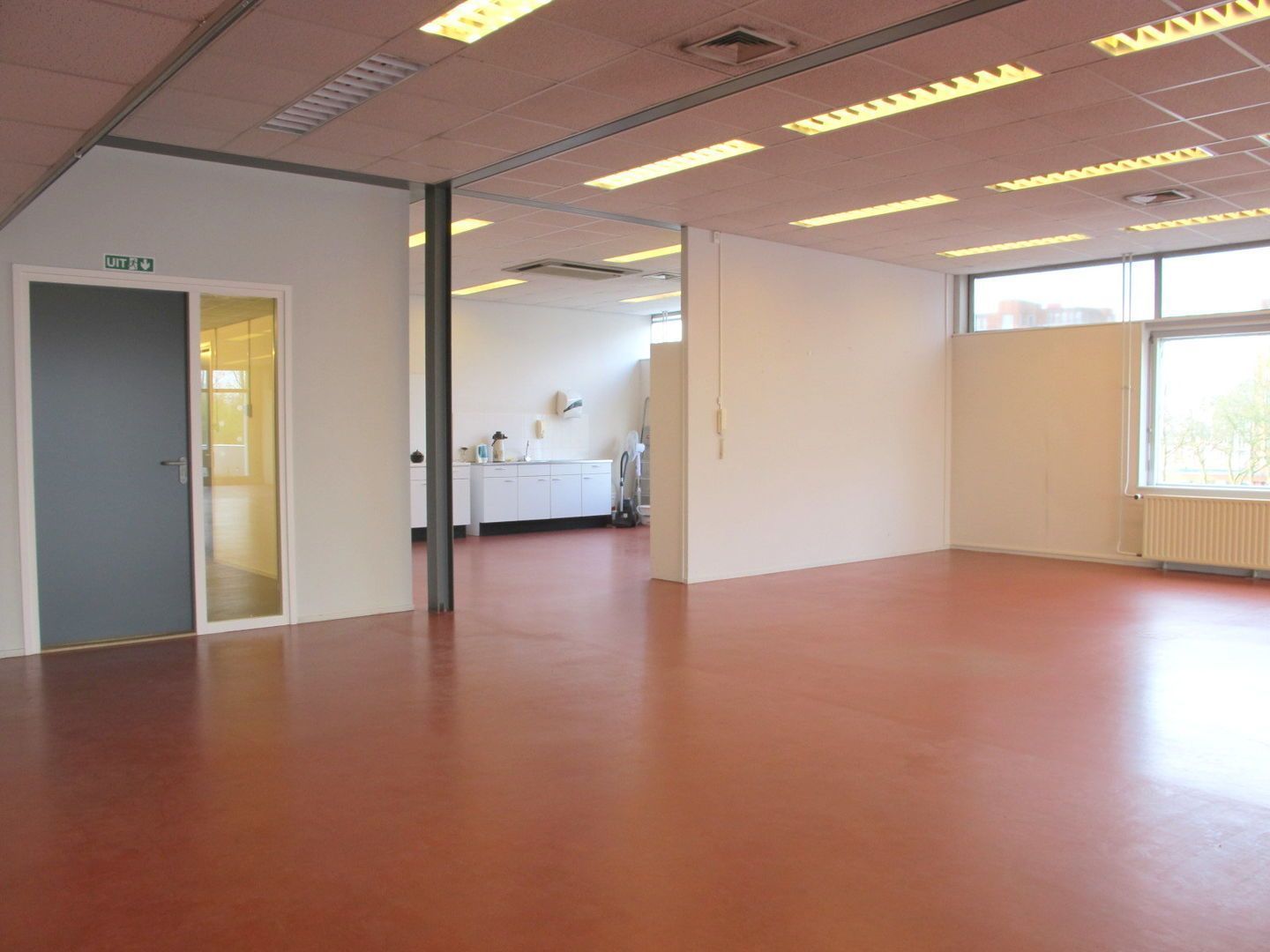 Kluizenaarsbocht 6 2E 320M2, Delft foto-15