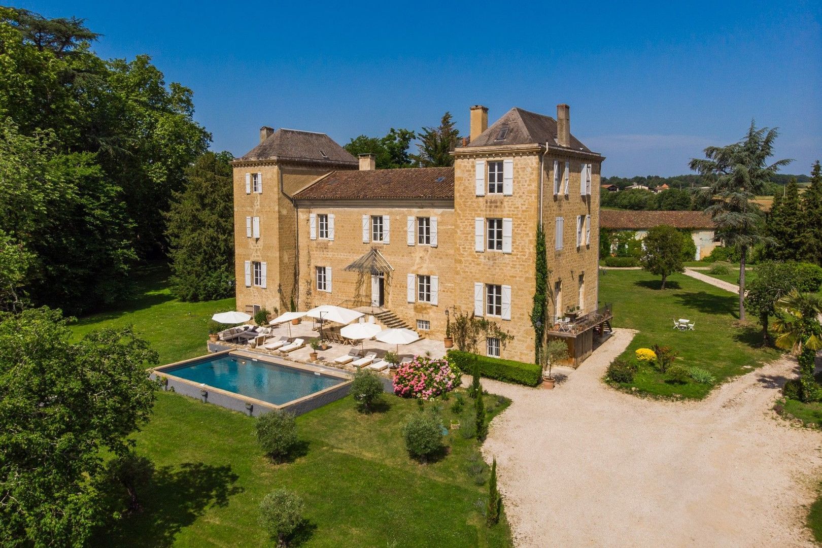 Enchanting Chateau In The Heart Of Gascony 0 Enchanting Chateau In The Heart Of Gascony, Seissan foto-4