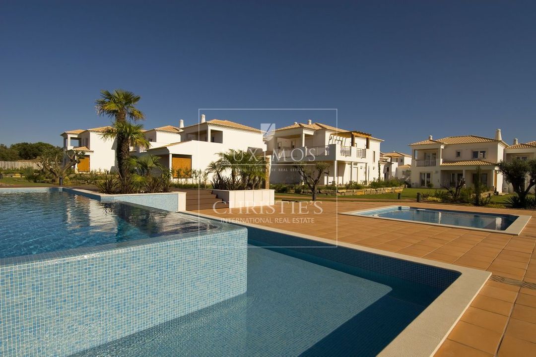 Vilamoura image thumbs 1