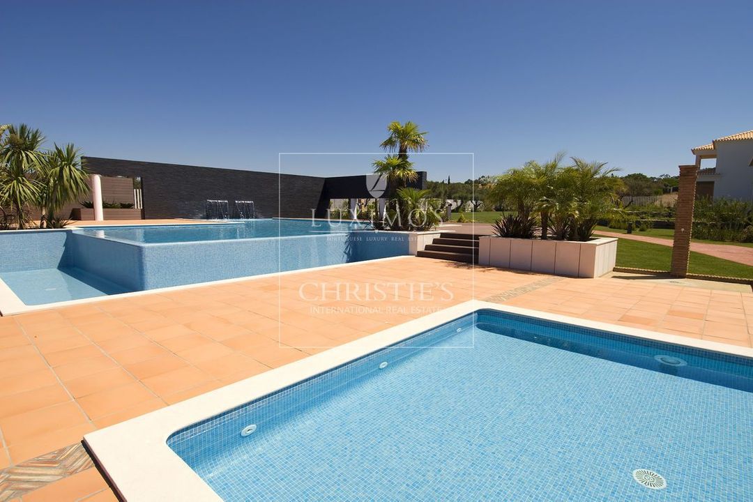 Vilamoura image thumbs 1