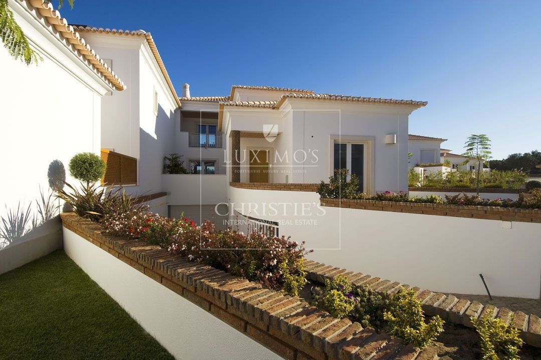 Vilamoura image thumbs 1