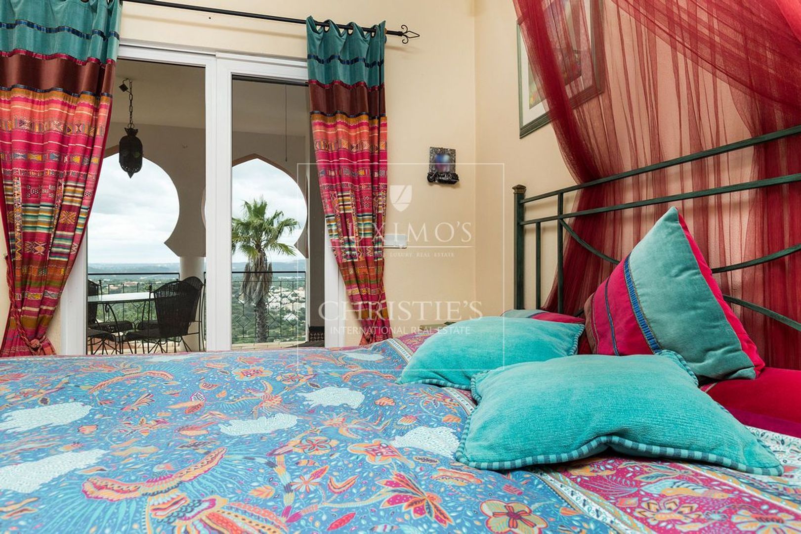 Santa Barbara de Nexe image 1