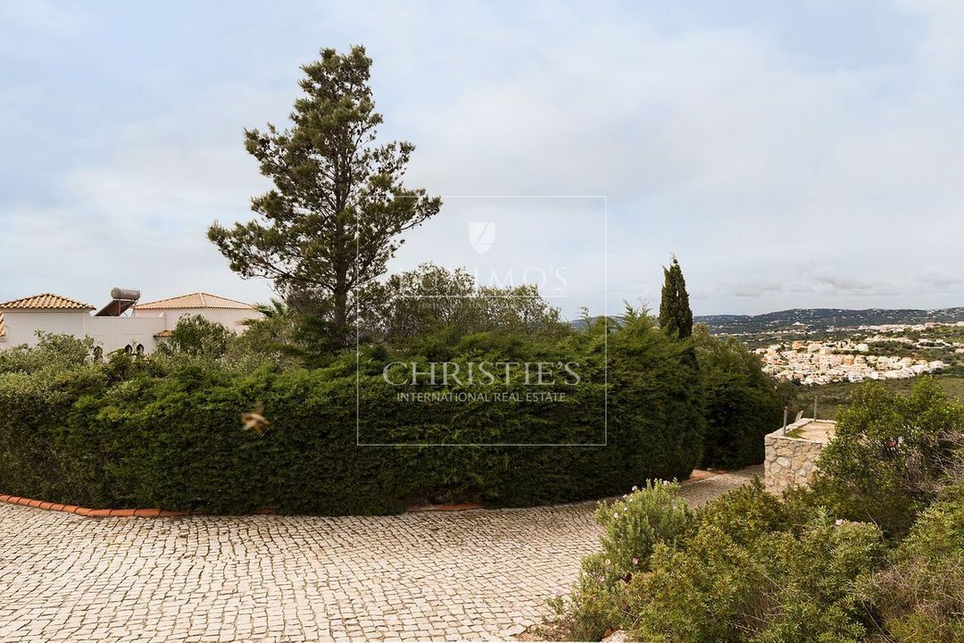 Santa Barbara de Nexe image thumbs 1