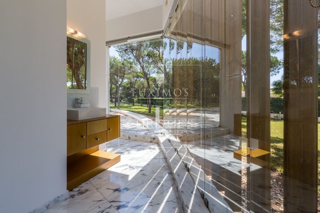 Vilamoura image thumbs 1