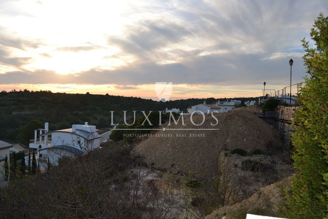 Budens image thumbs 1