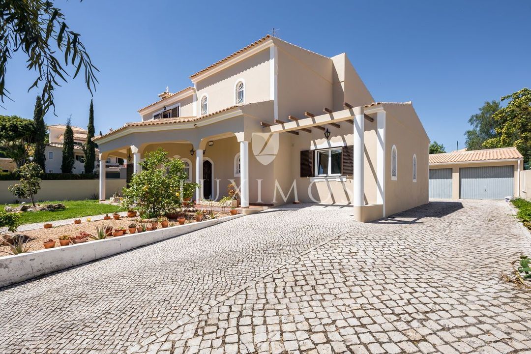 Loule ( S. Clemente), Loule