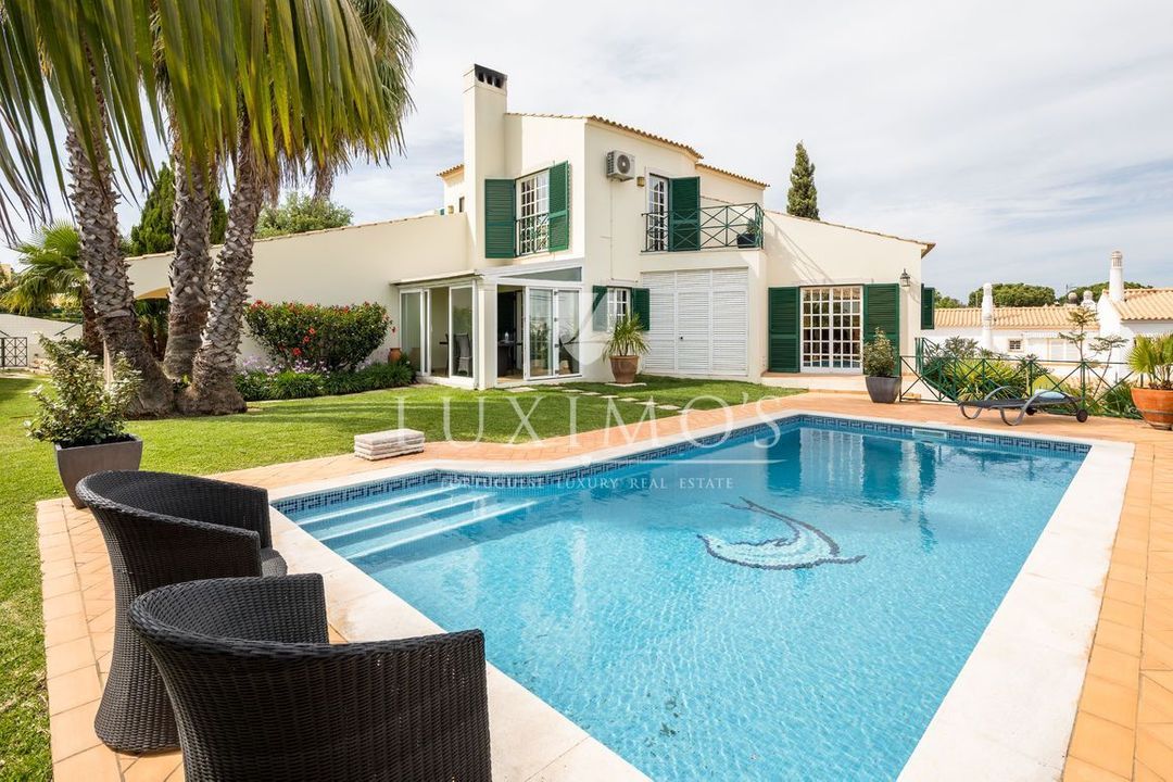 Albufeira e Olhos de água, Albufeira