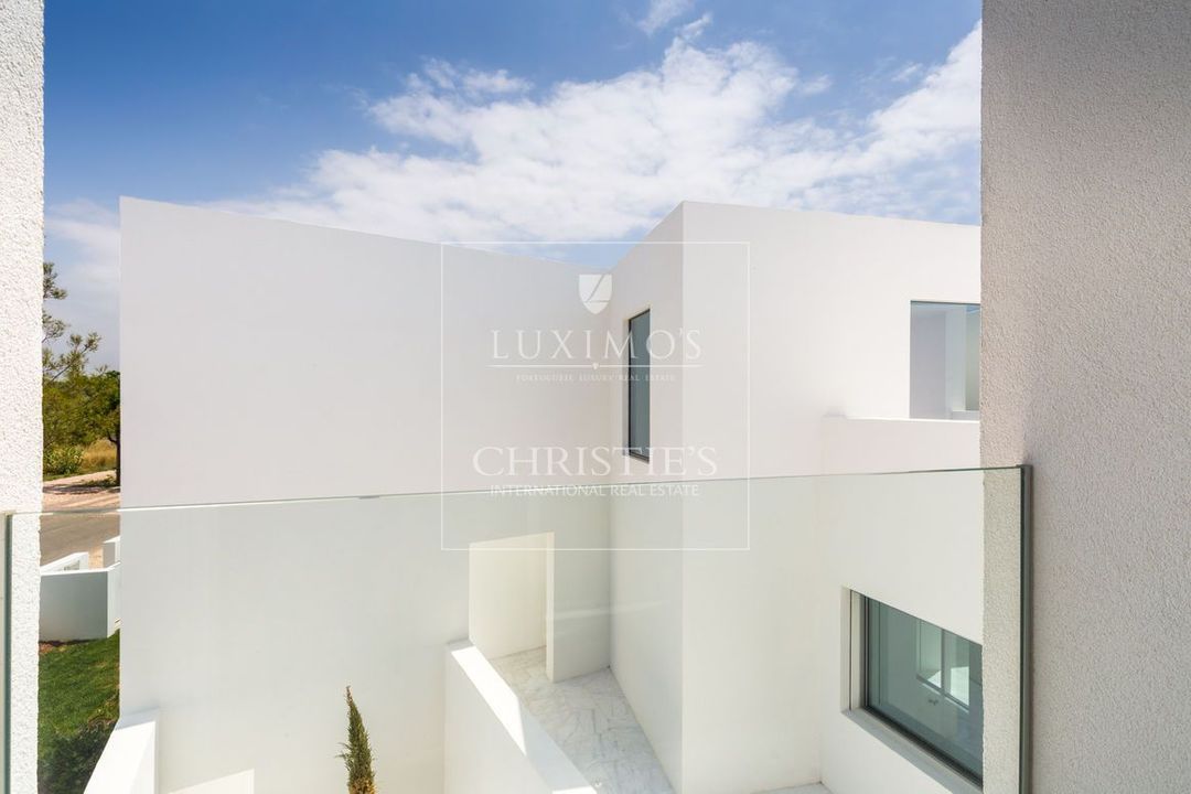 Vilamoura image thumbs 1