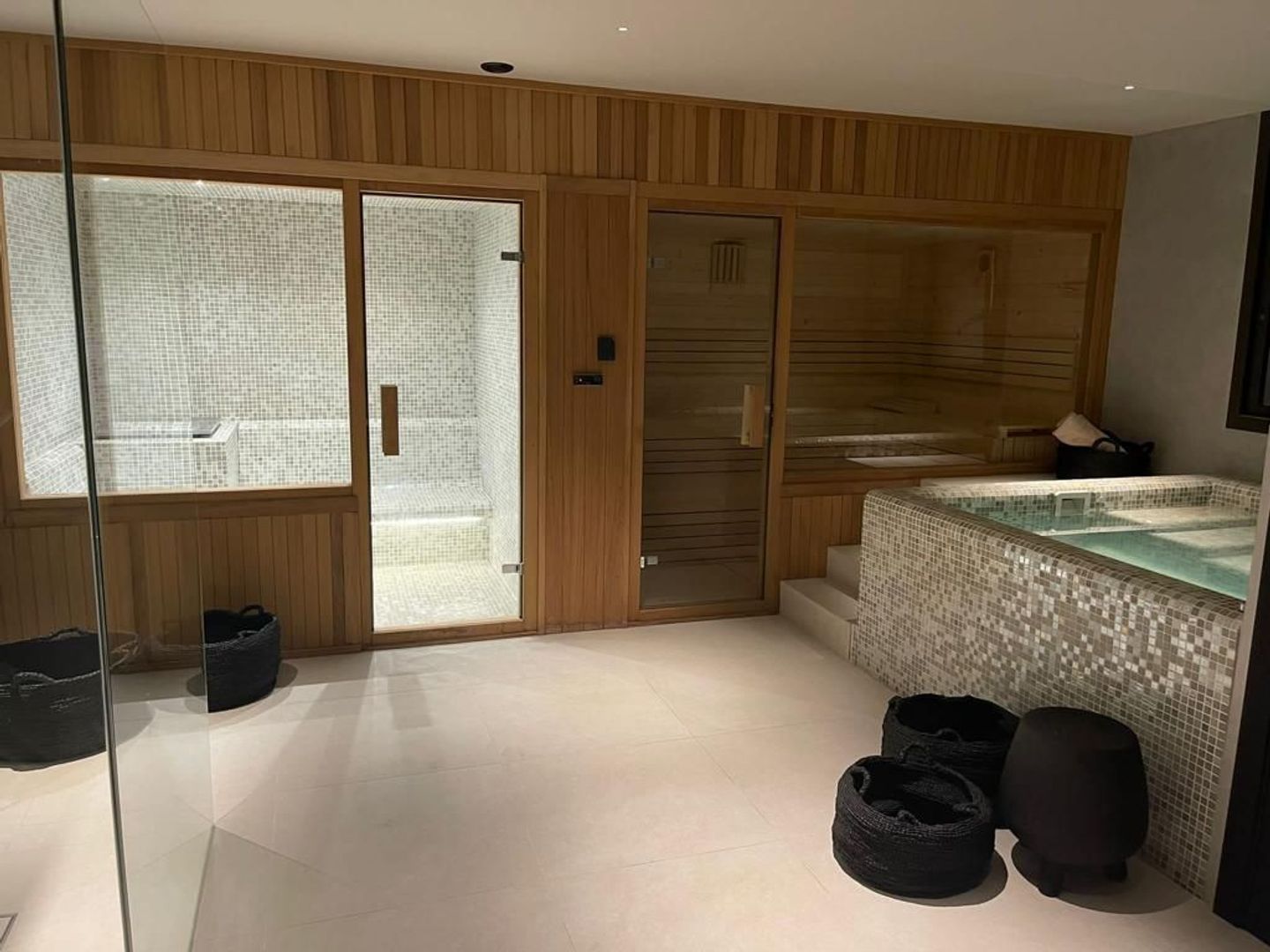 Av.Pablo Picasso, Estepona foto-6