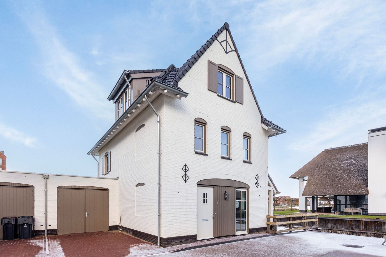 Hoekwoning te koop: Zandenburg 26, Oegstgeest