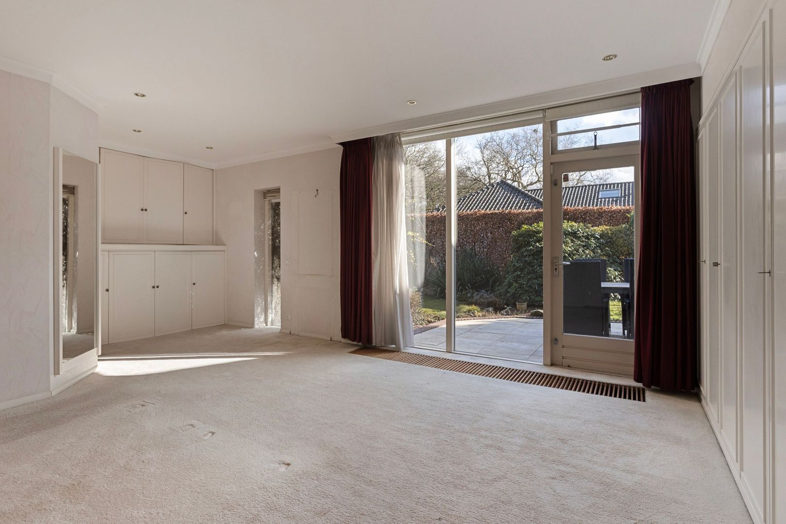 Vrijstaande woning te koop: Beatrixlaan 10, Warmond