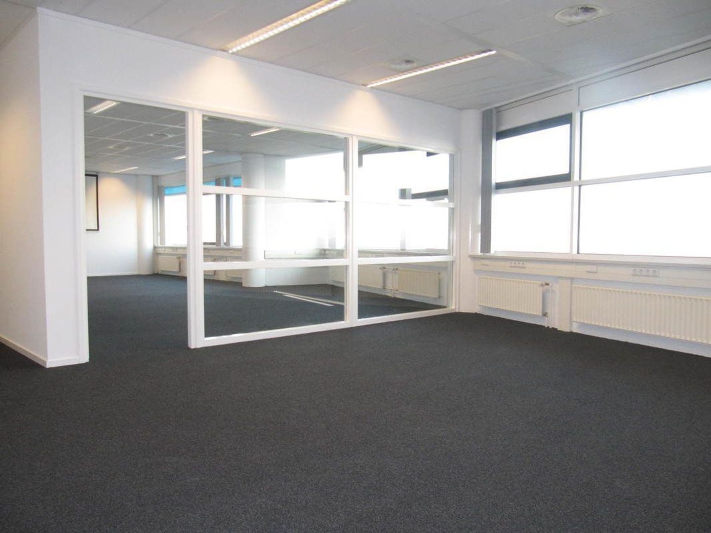 Regulusweg 11, Den Haag foto-2