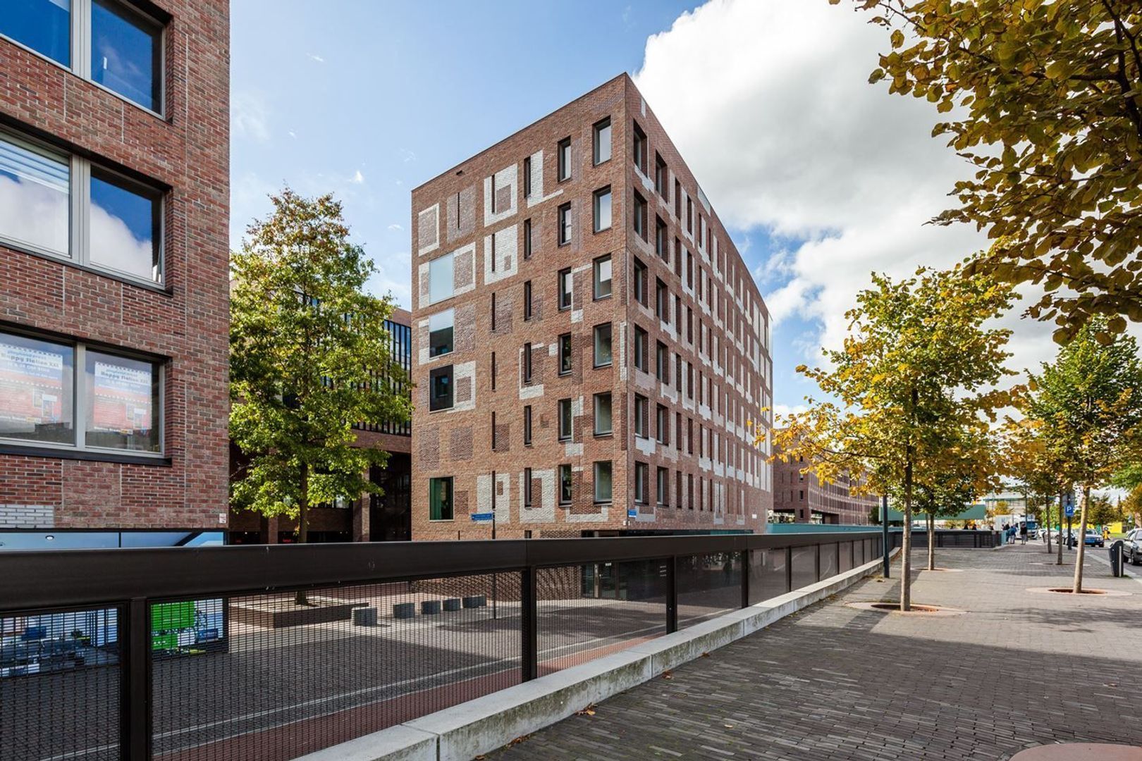 Françoise van Savoyetoren, Breda foto-0 blur