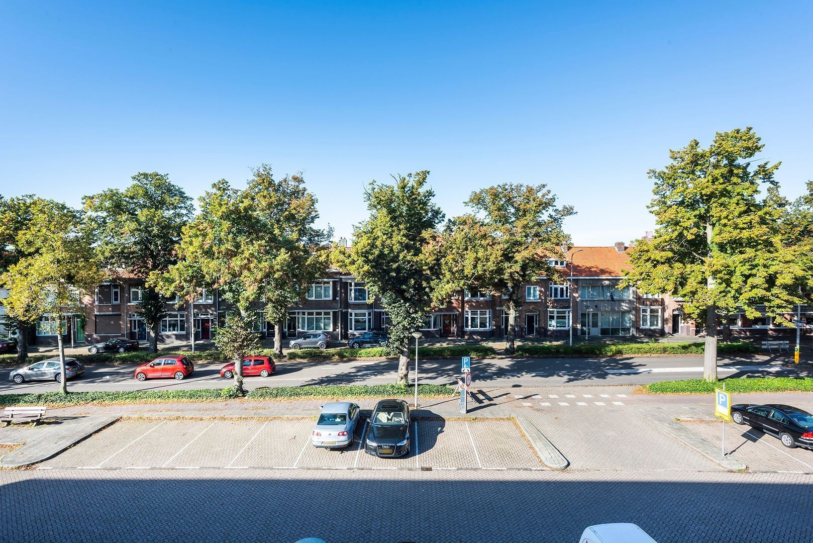 Antwerpsestraat, Bergen op Zoom foto-6 blur