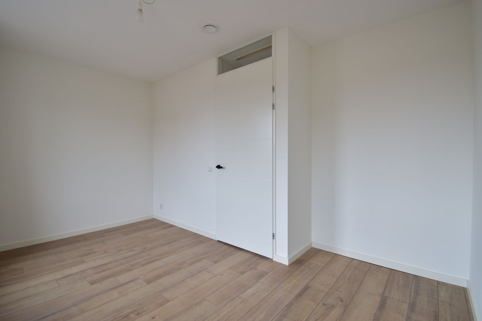 Maria Montessoristraat, Breda foto-14 blur