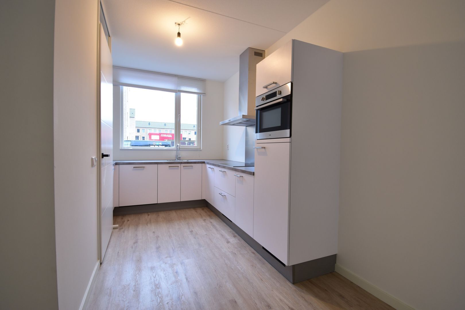 Maria Montessoristraat, Breda foto-3 blur