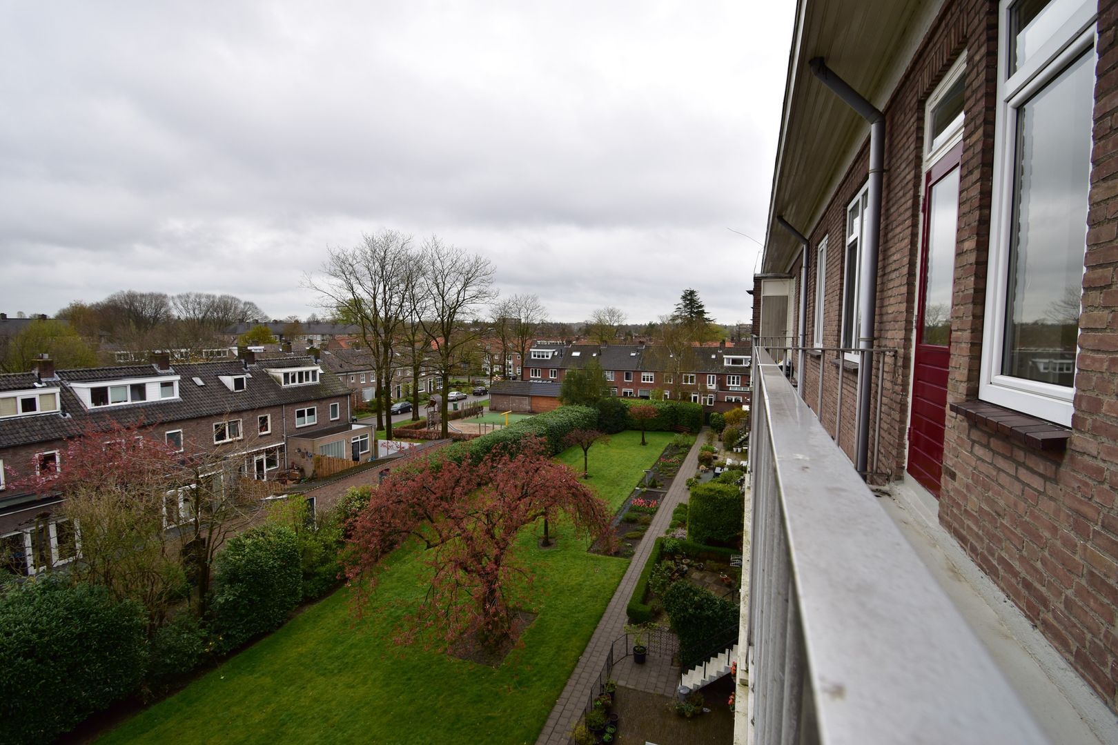 Graaf Hendrik III laan, Breda foto-12 blur