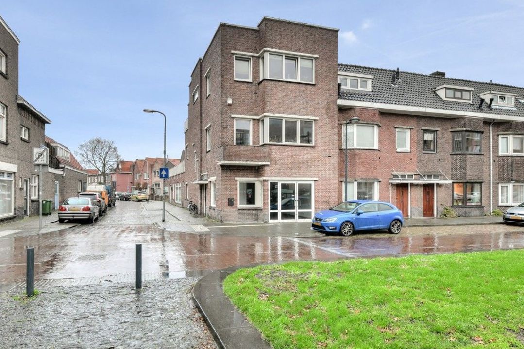 private-rentals for rent on Leeuwerikstraat