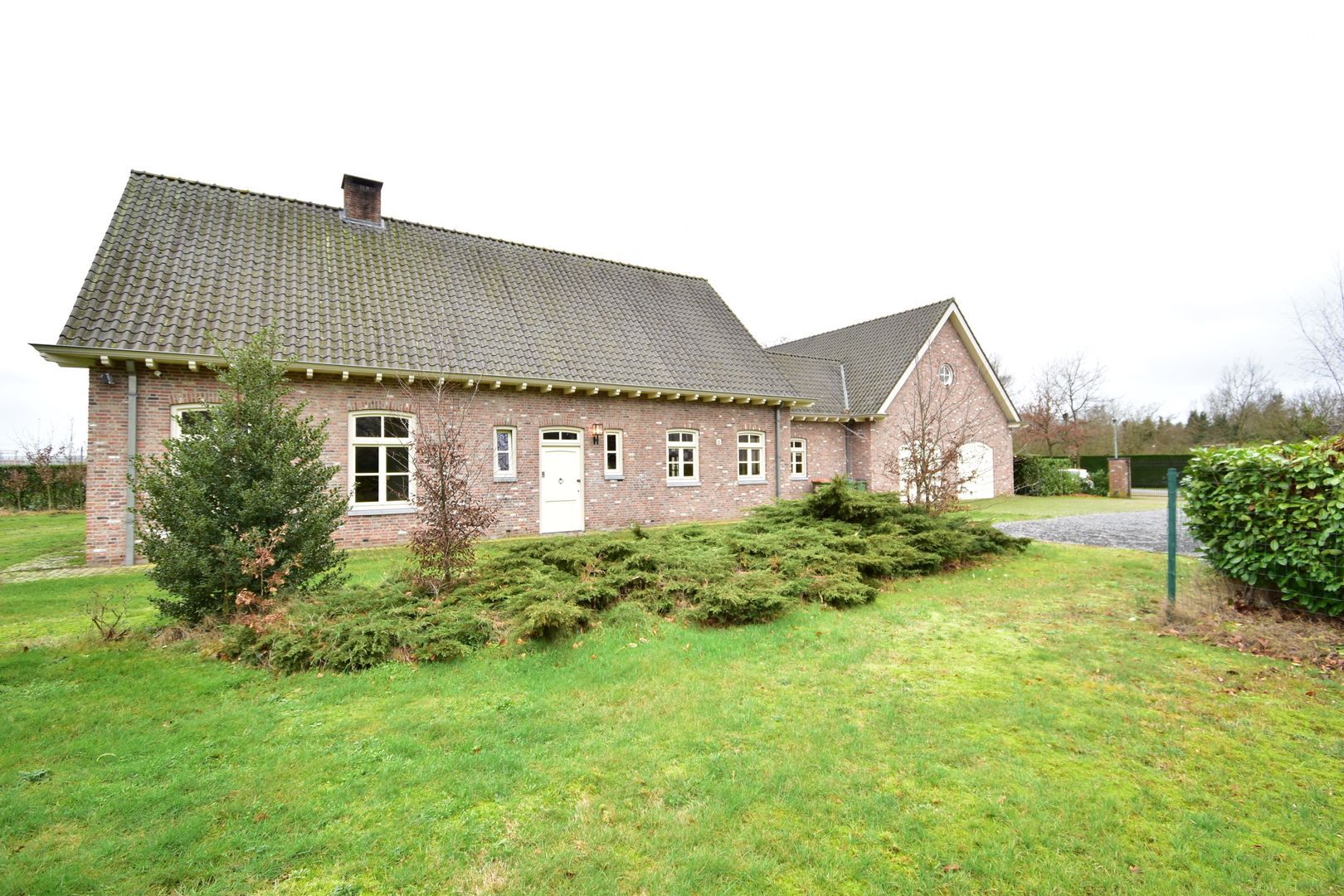Meester Bierensweg, Prinsenbeek foto-0 blur